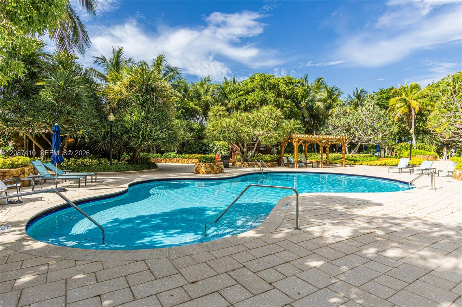 2000 Towerside Terrace