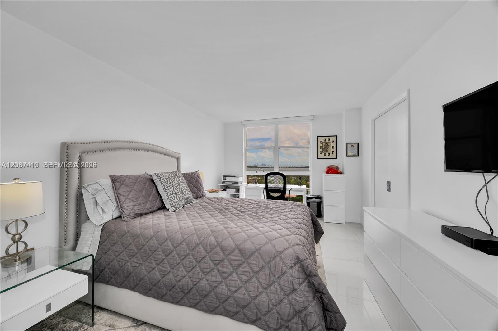 2000 Towerside Terrace
