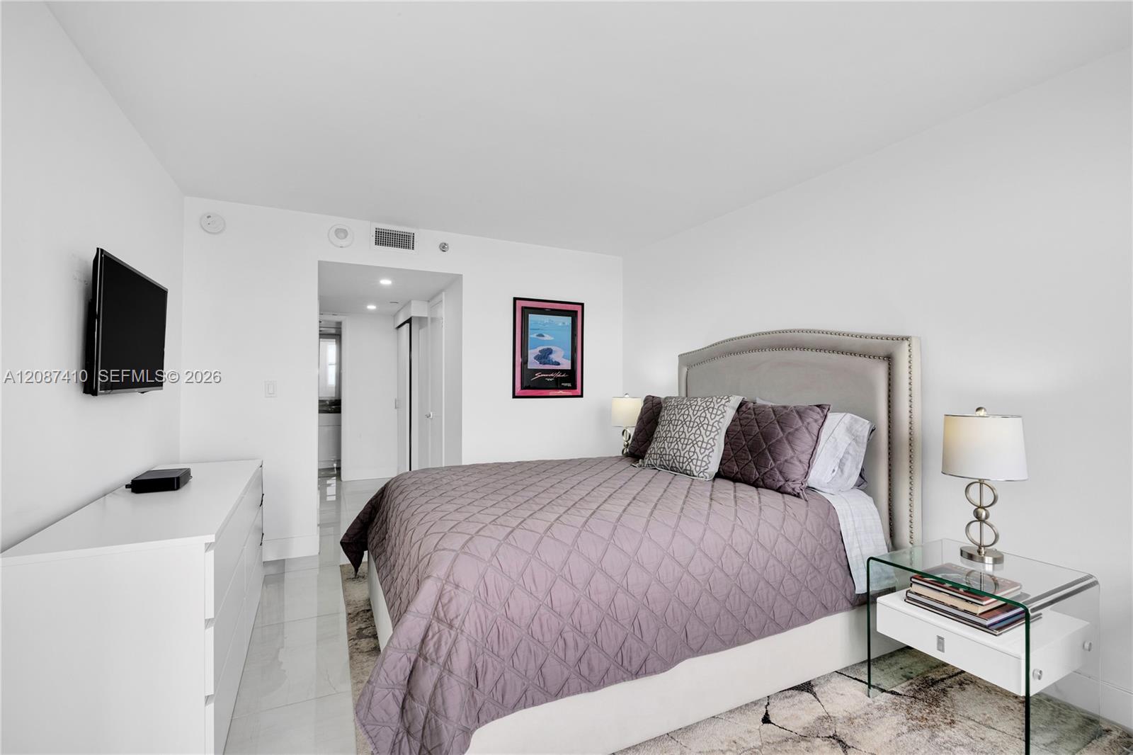 2000 Towerside Terrace