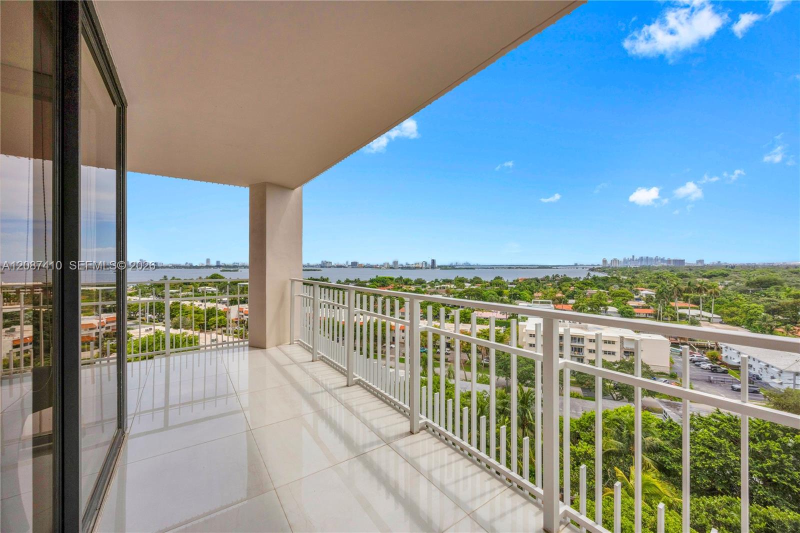 2000 Towerside Terrace