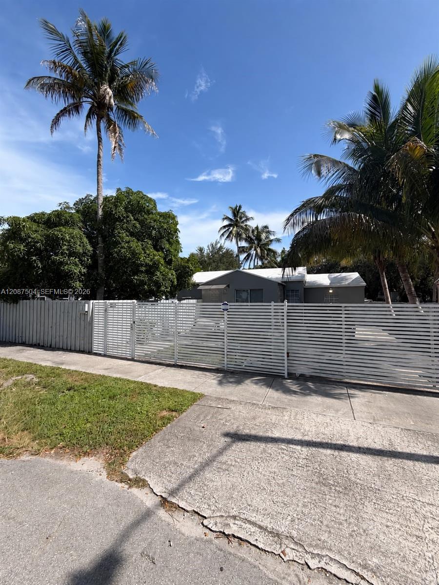 1418 NW 101st Street