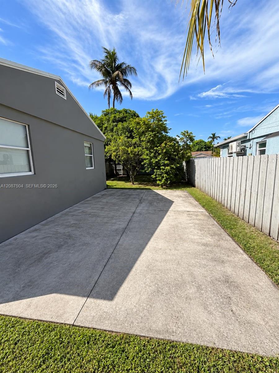 1418 NW 101st Street