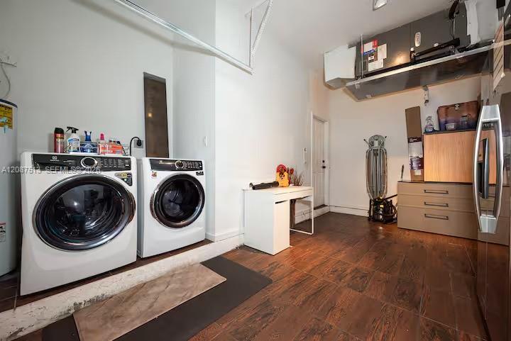 2327 NE 37th Terrace