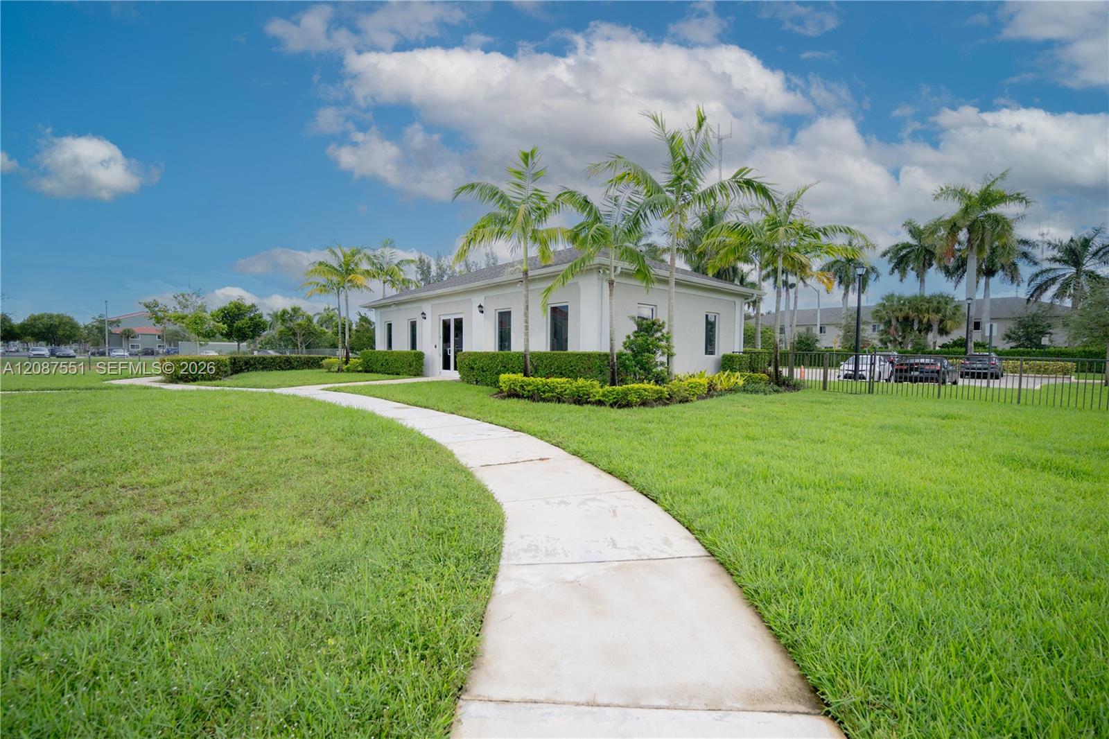 20828 NW 9 Path