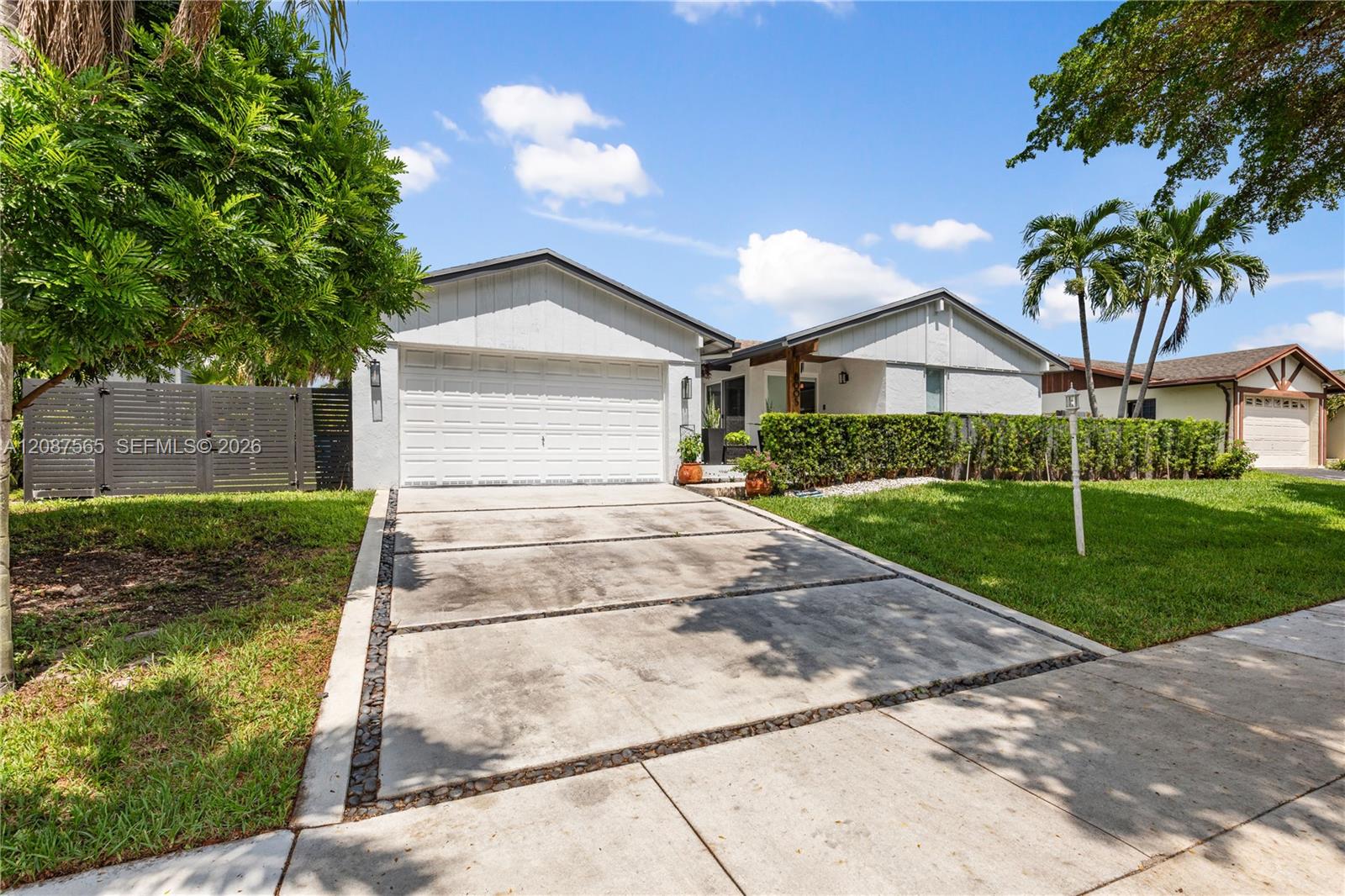 8005 SW 198th Terrace