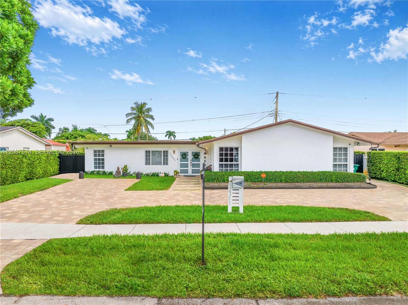 12311 SW 39th Terrace