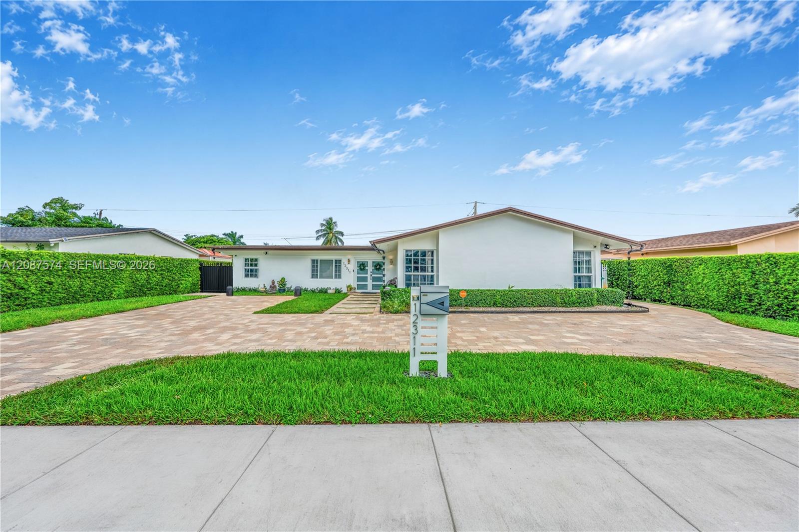 12311 SW 39th Terrace