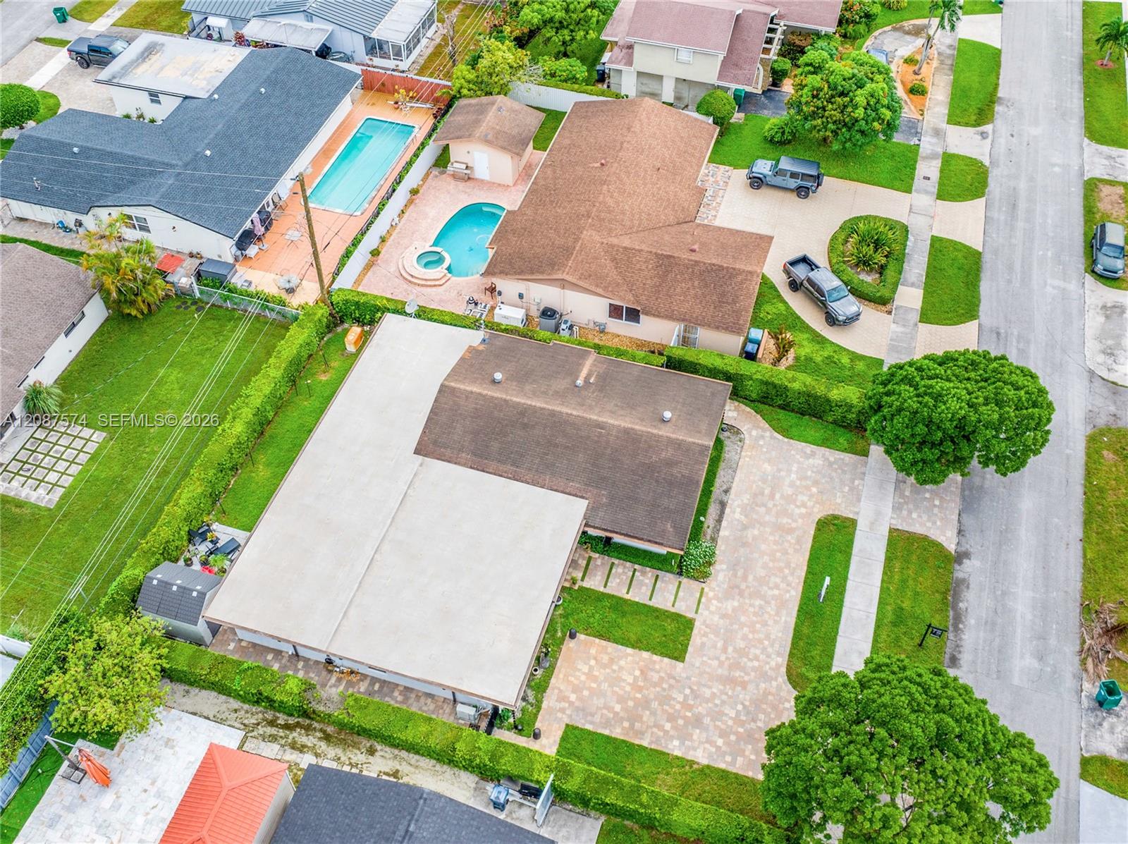 12311 SW 39th Terrace