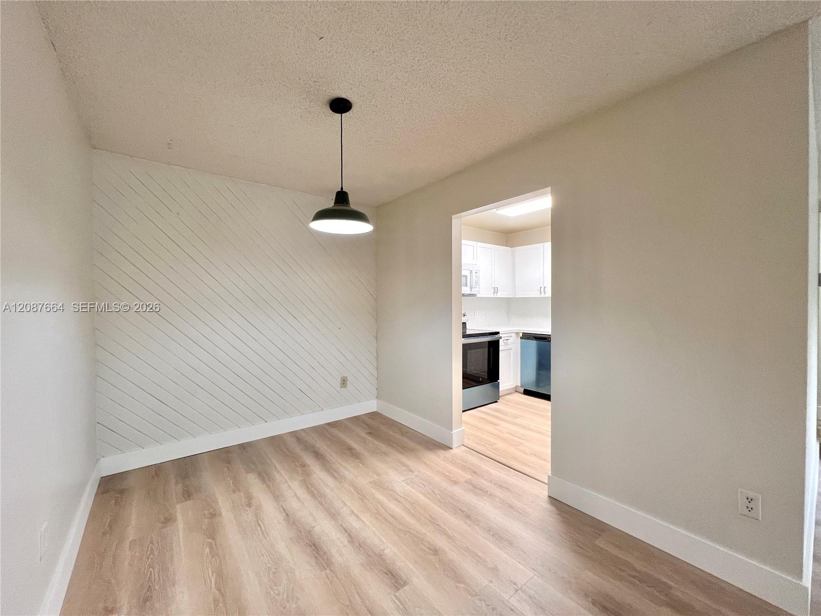 7905 SW 86th Street