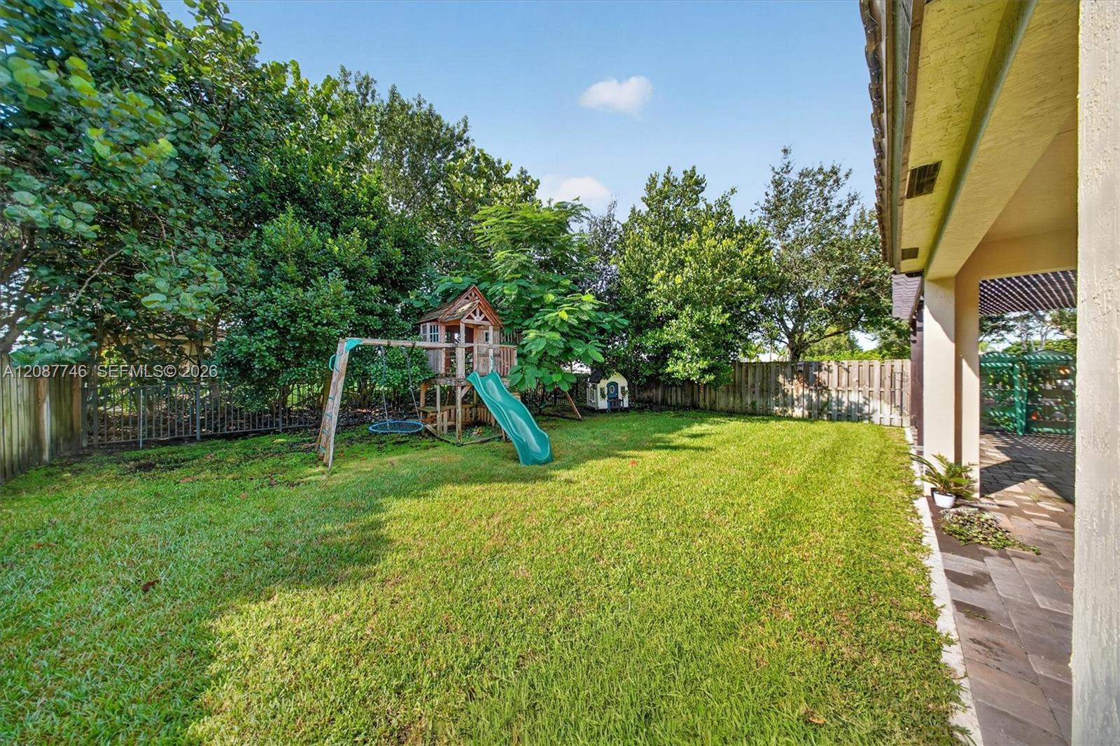 9062 Gulf Cove Drive