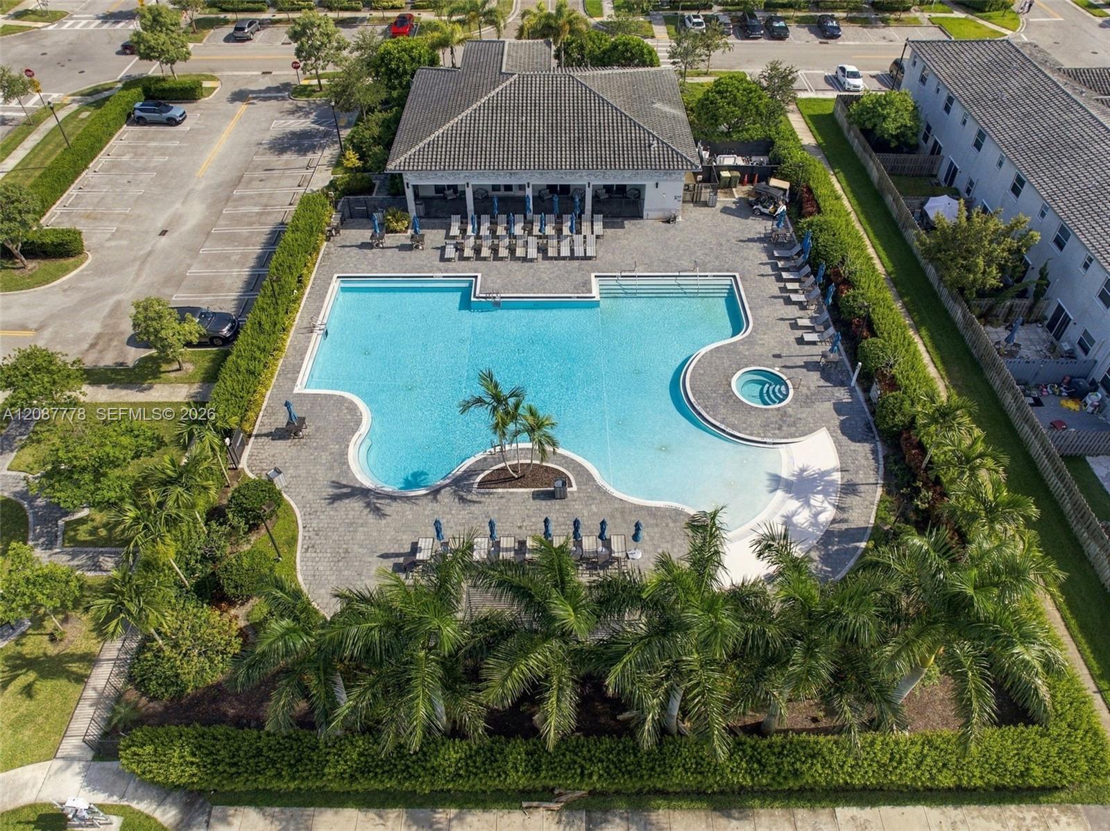 2708 SE 15th Court