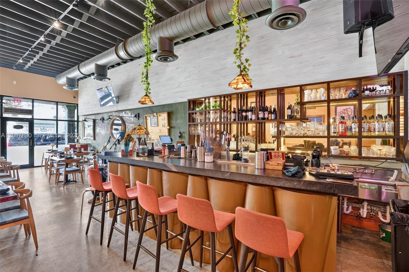 Restaurant Opportunity Restaurant Opportunity In The Heart Of Little Hava