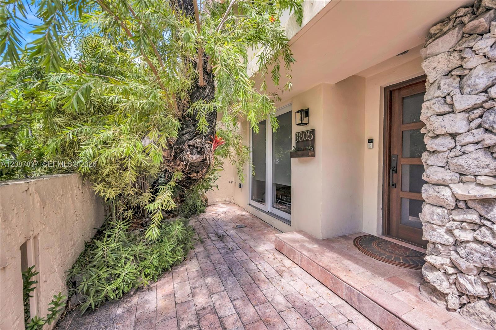3805 NE 170th Street