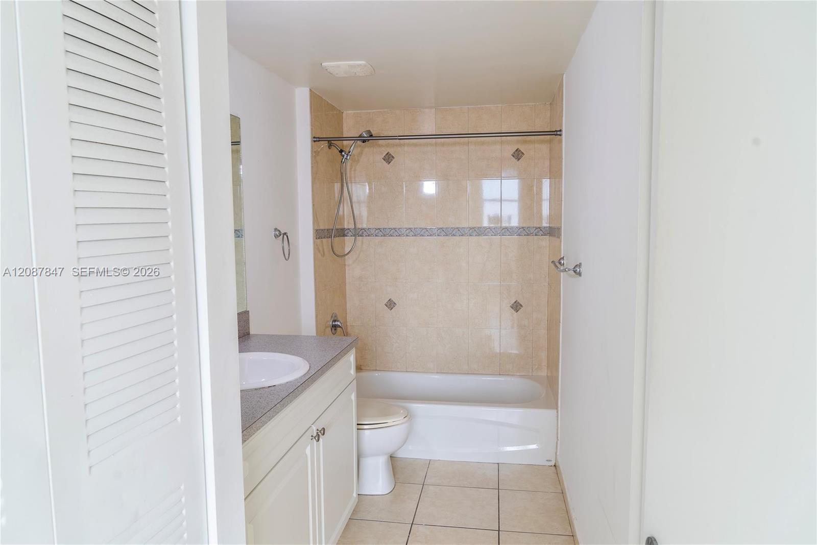1 Glen Royal Parkway