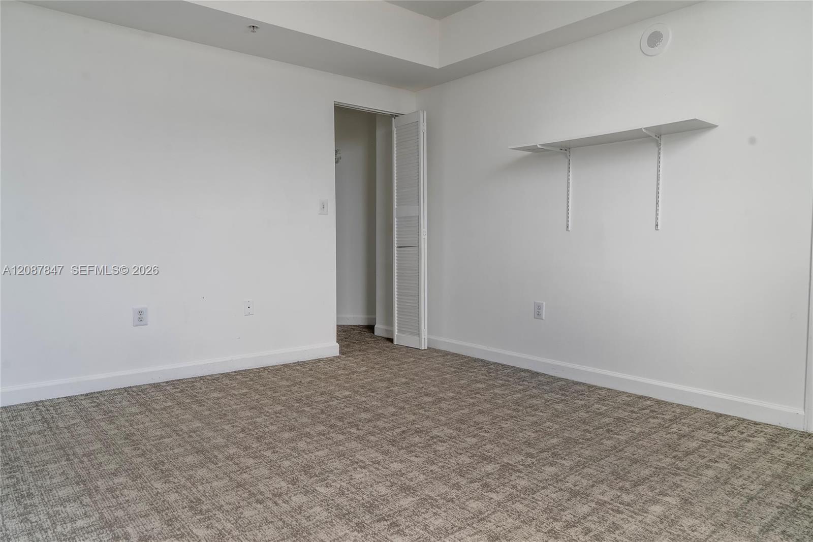 1 Glen Royal Parkway