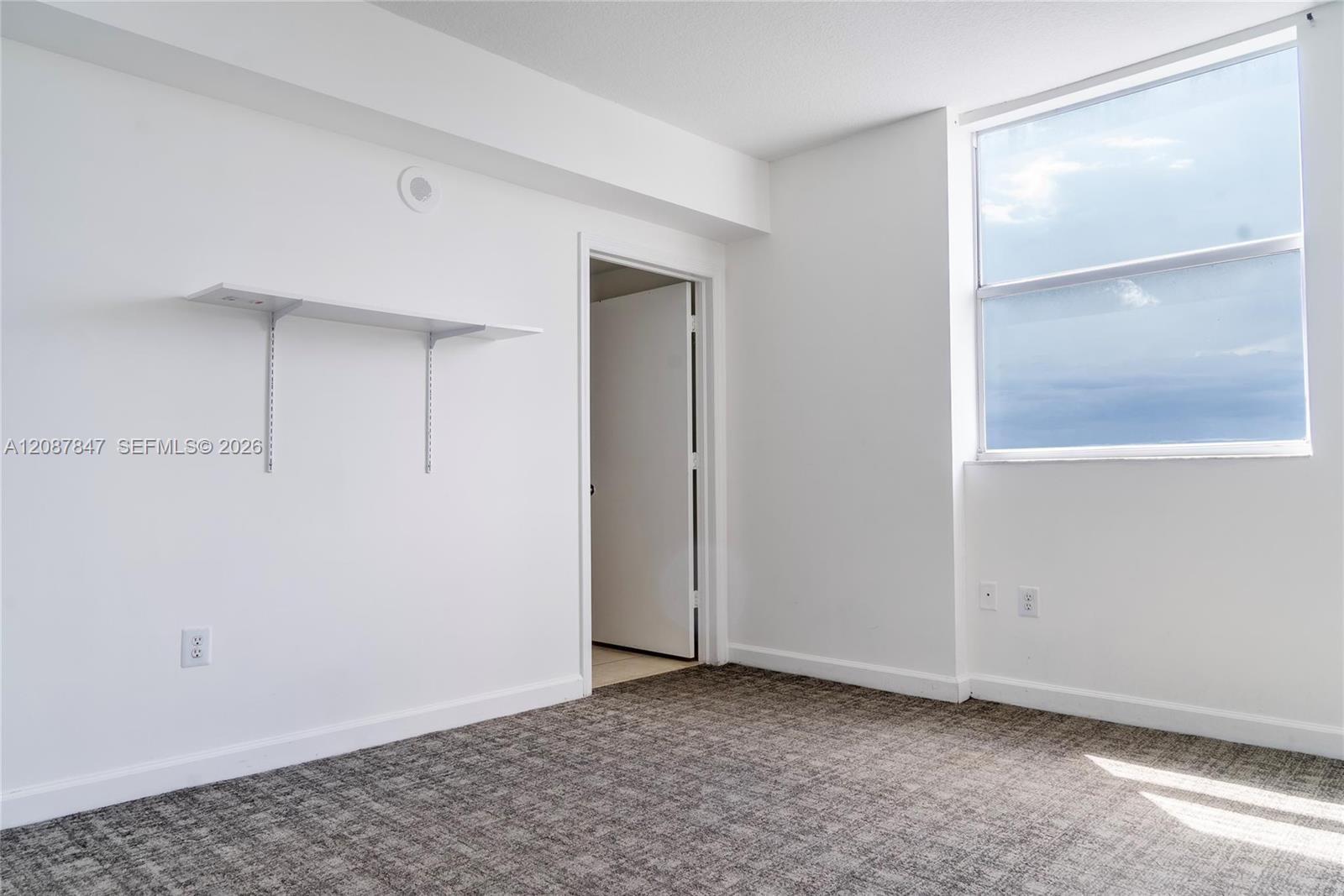 1 Glen Royal Parkway
