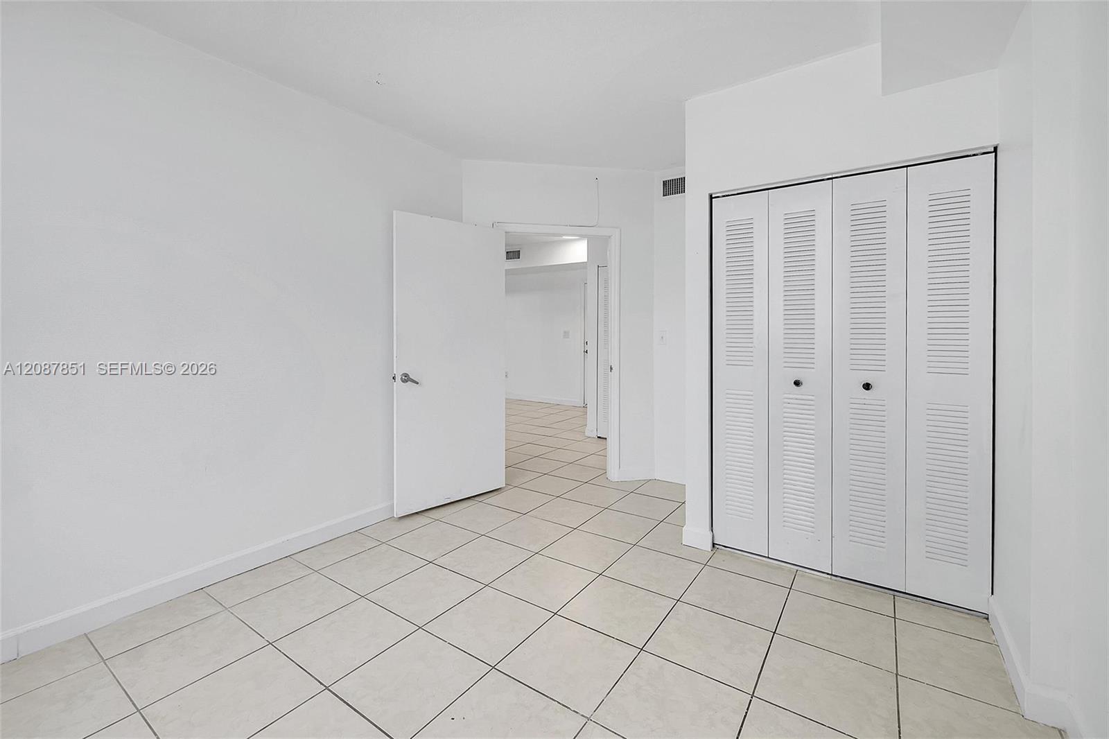 1 Glen Royal Parkway