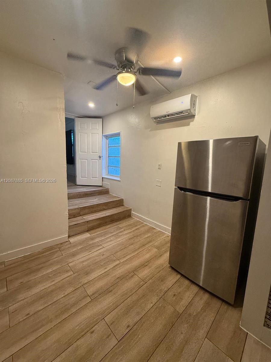 2484 SW 10th Street