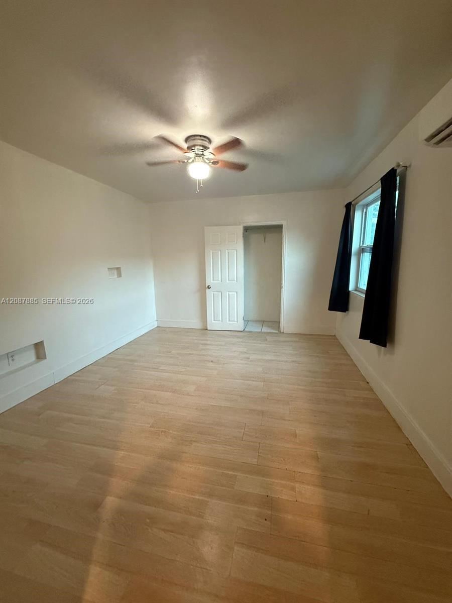 2484 SW 10th Street