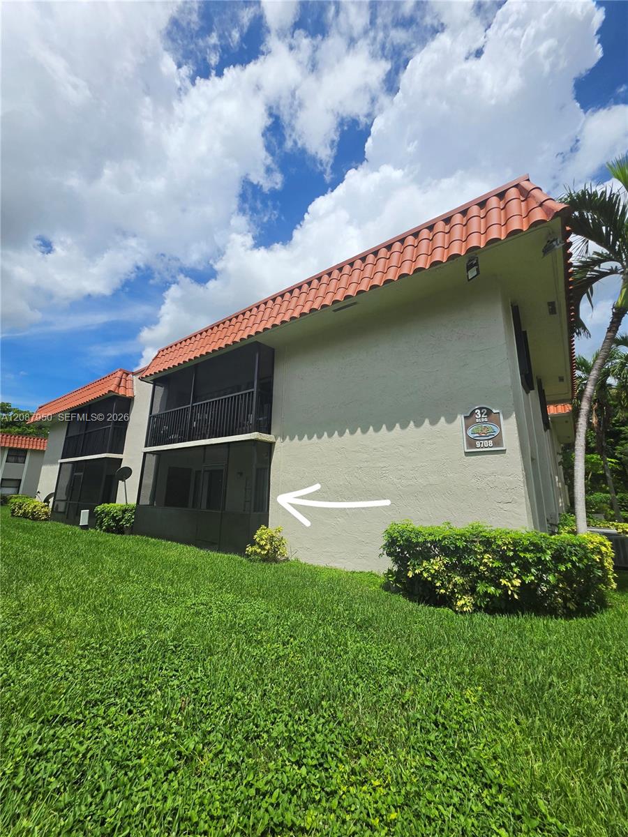 9708 Hammocks Boulevard