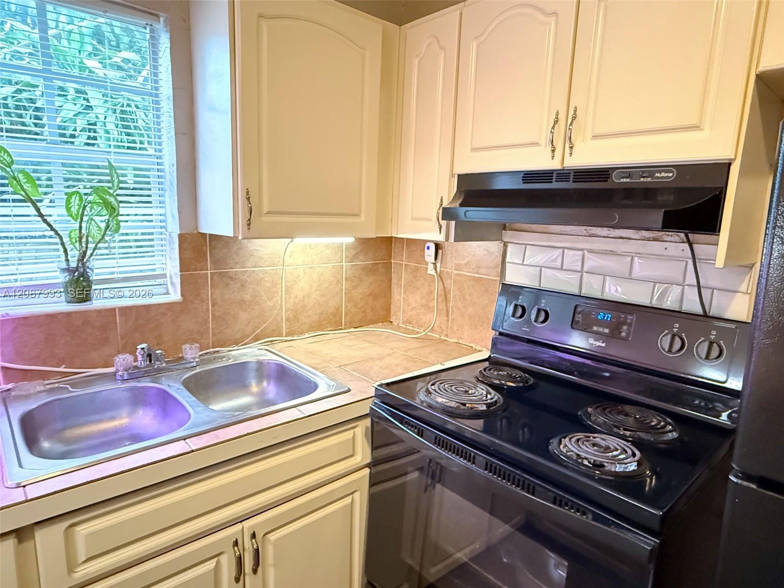 2118 NW 83rd Street