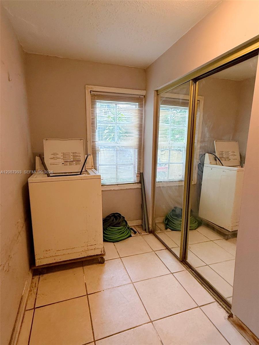 2118 NW 83rd Street