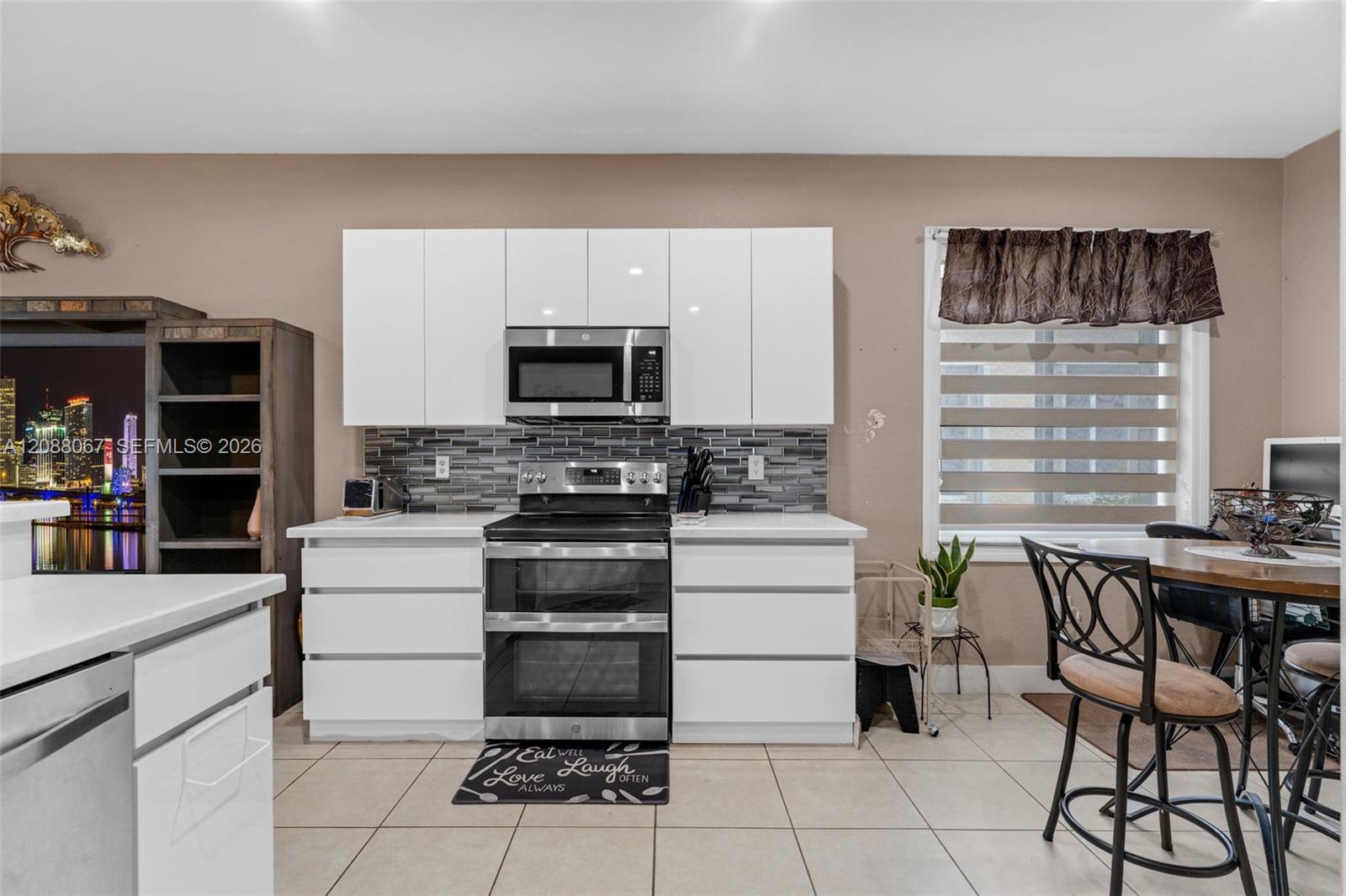 3985 NE 15th Street