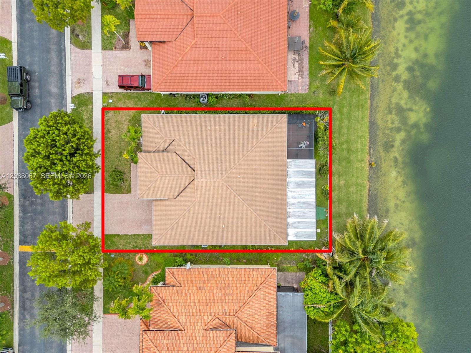 3985 NE 15th Street