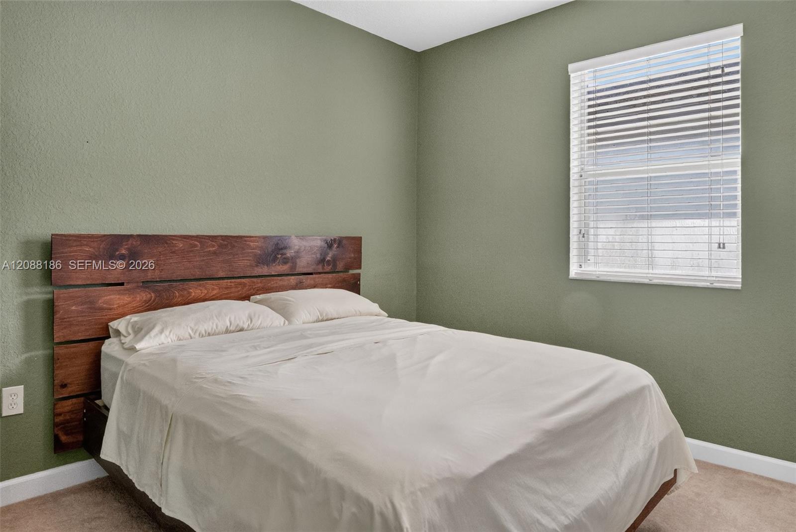 159 NE 36th Terrace