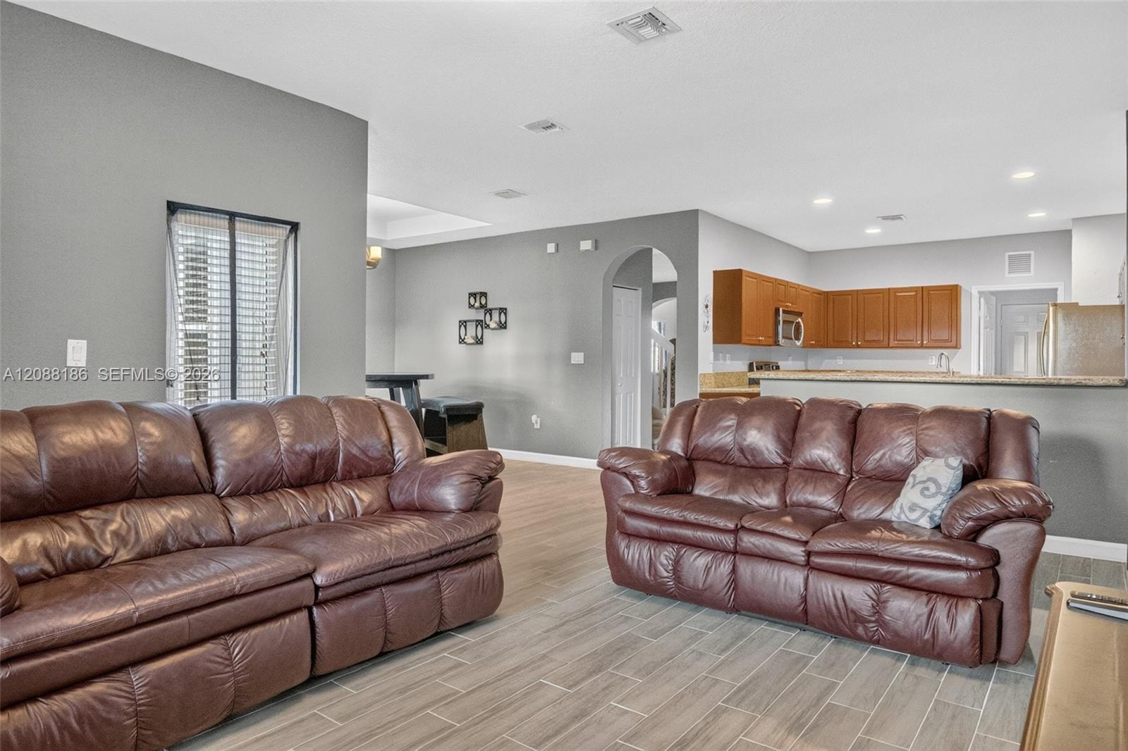 159 NE 36th Terrace