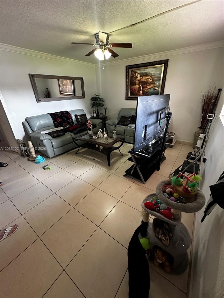 1245 W 24th Street