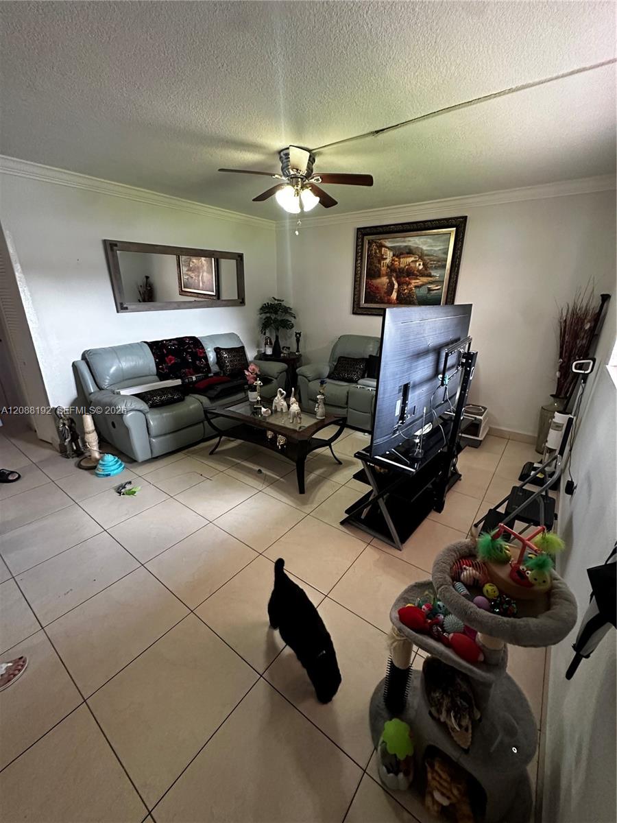 1245 W 24th Street
