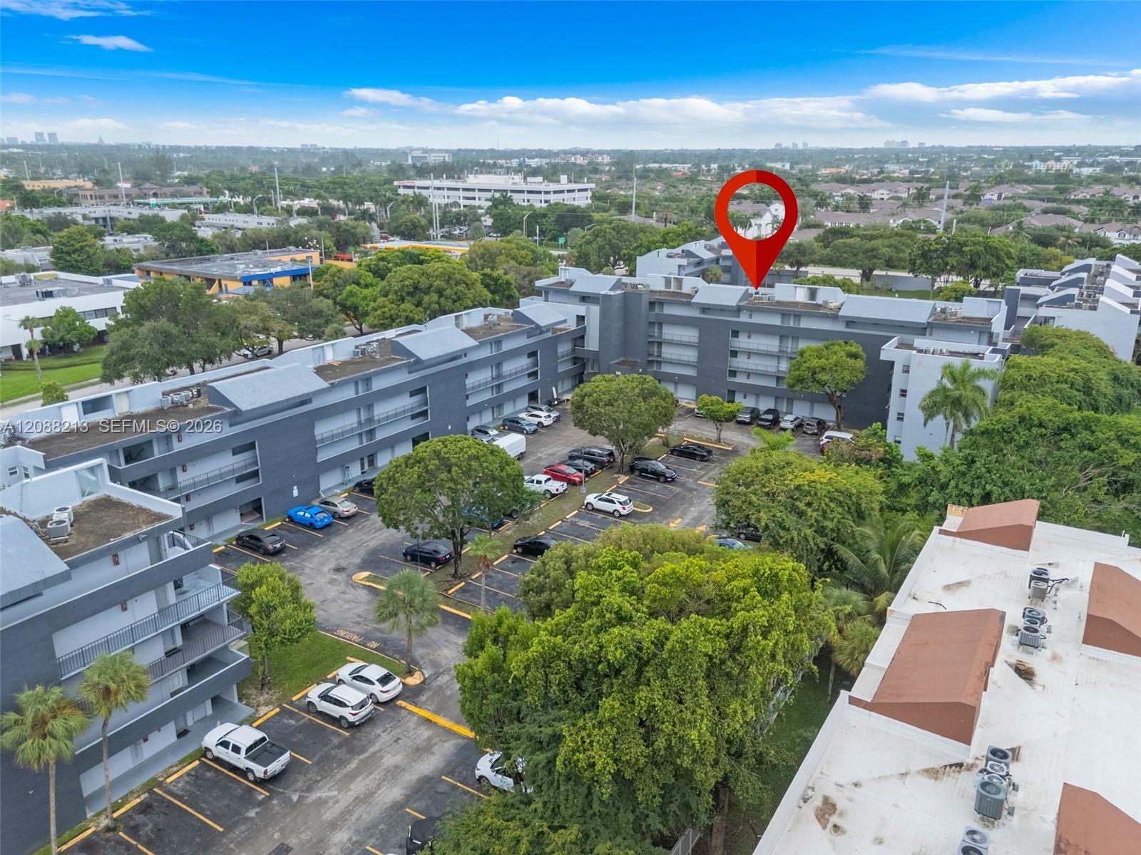 210 Fontainebleau Boulevard