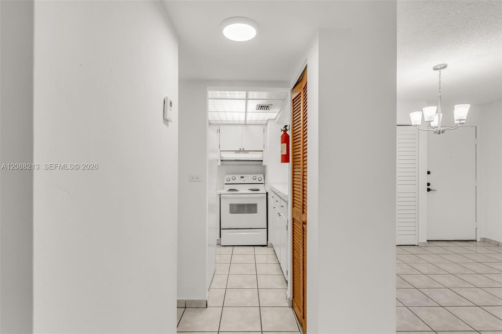 210 Fontainebleau Boulevard