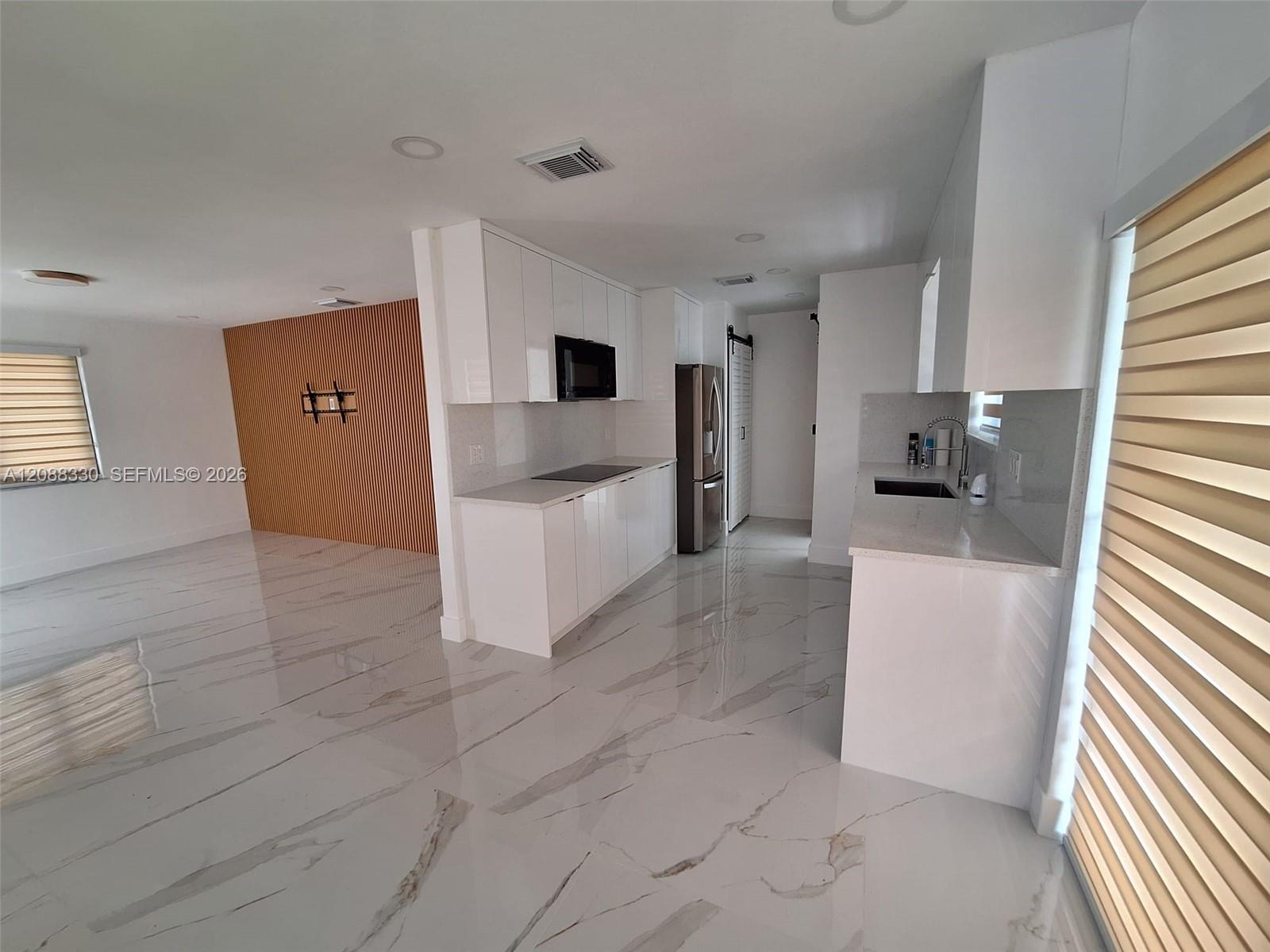 432 NW 15th Street