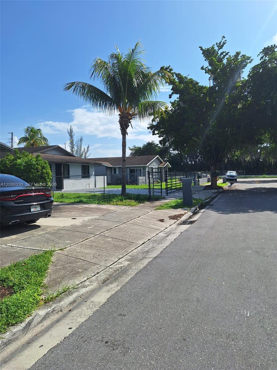 432 NW 15th Street