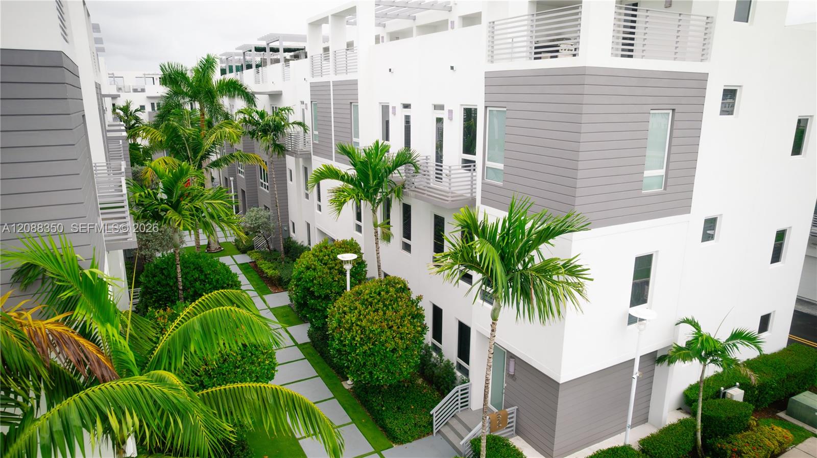 9165 NW 33rd Street