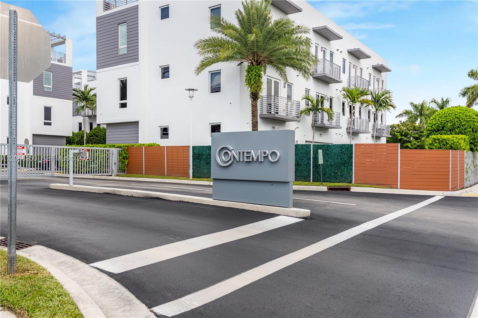 9165 NW 33rd Street