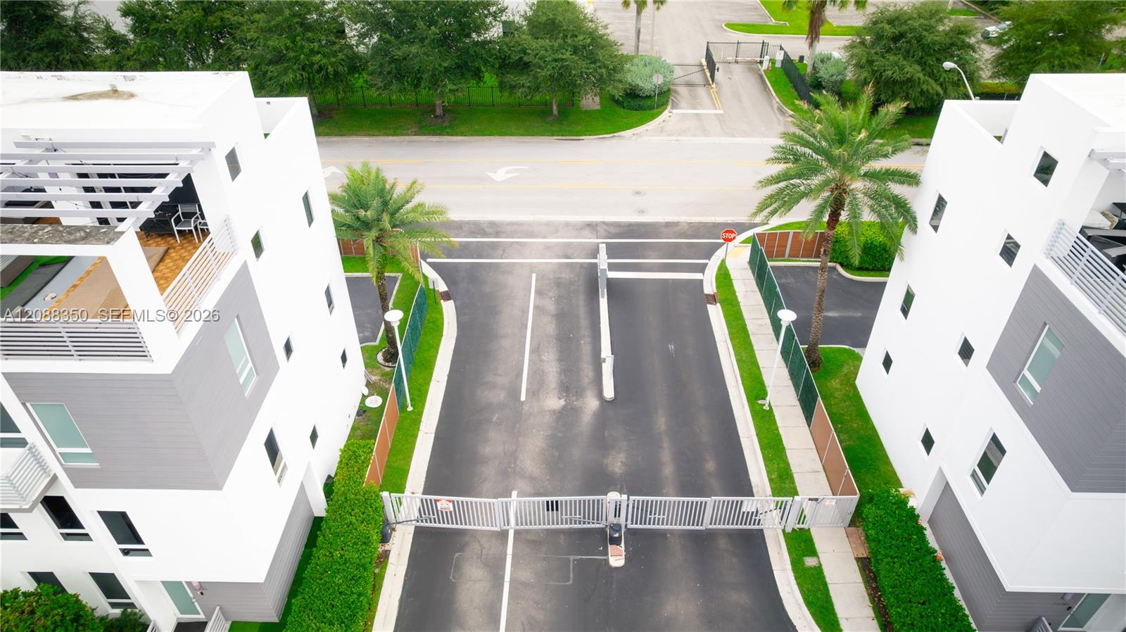 9165 NW 33rd Street
