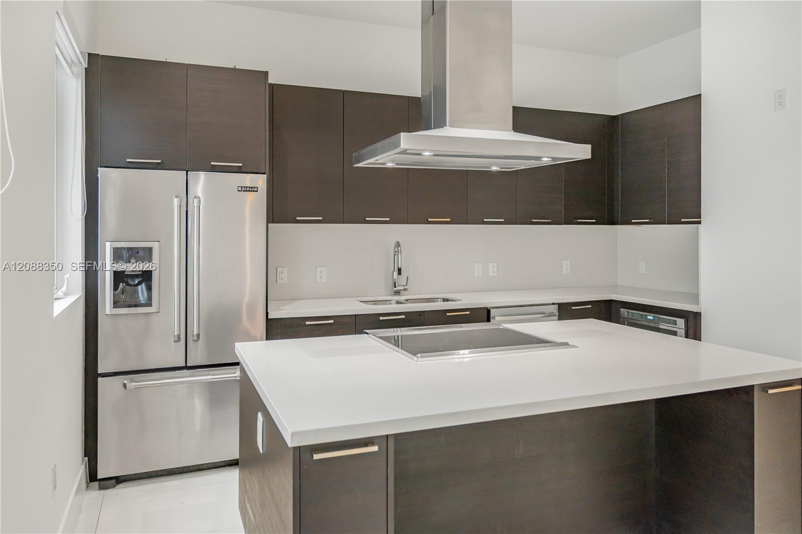 9165 NW 33rd Street