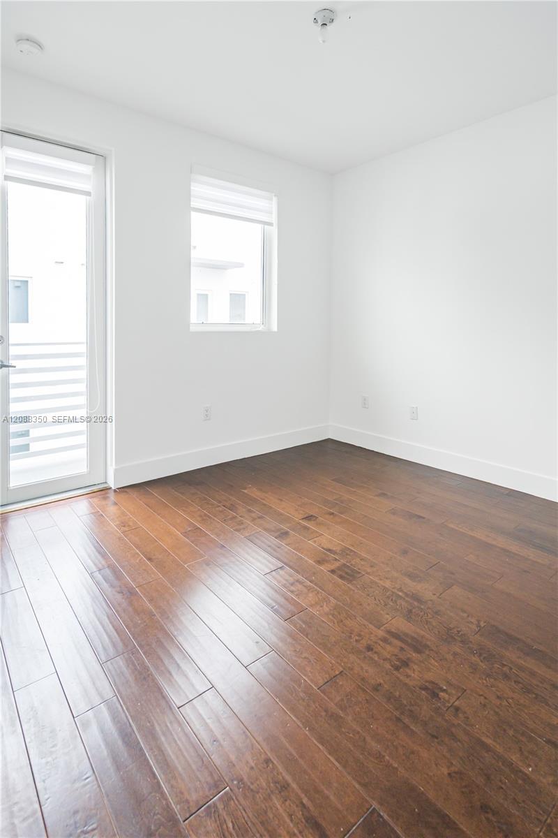 9165 NW 33rd Street