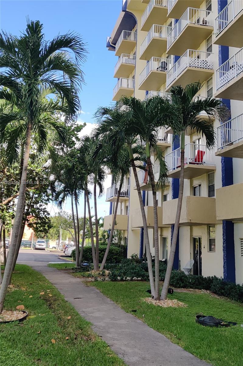 4550 NW 9th Street