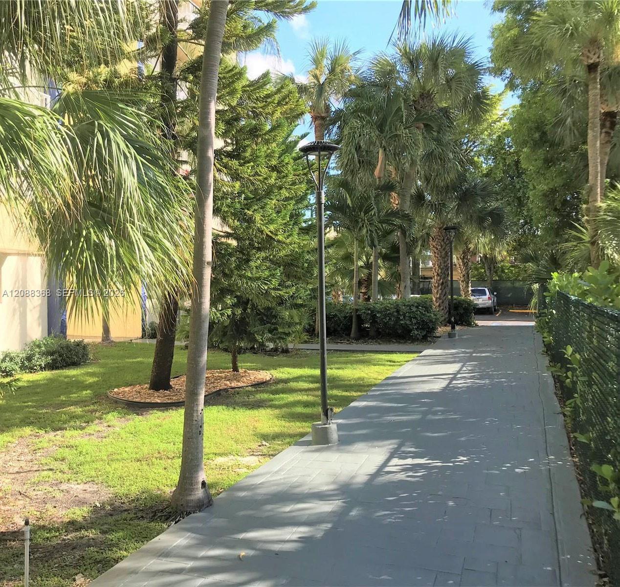 4550 NW 9th Street