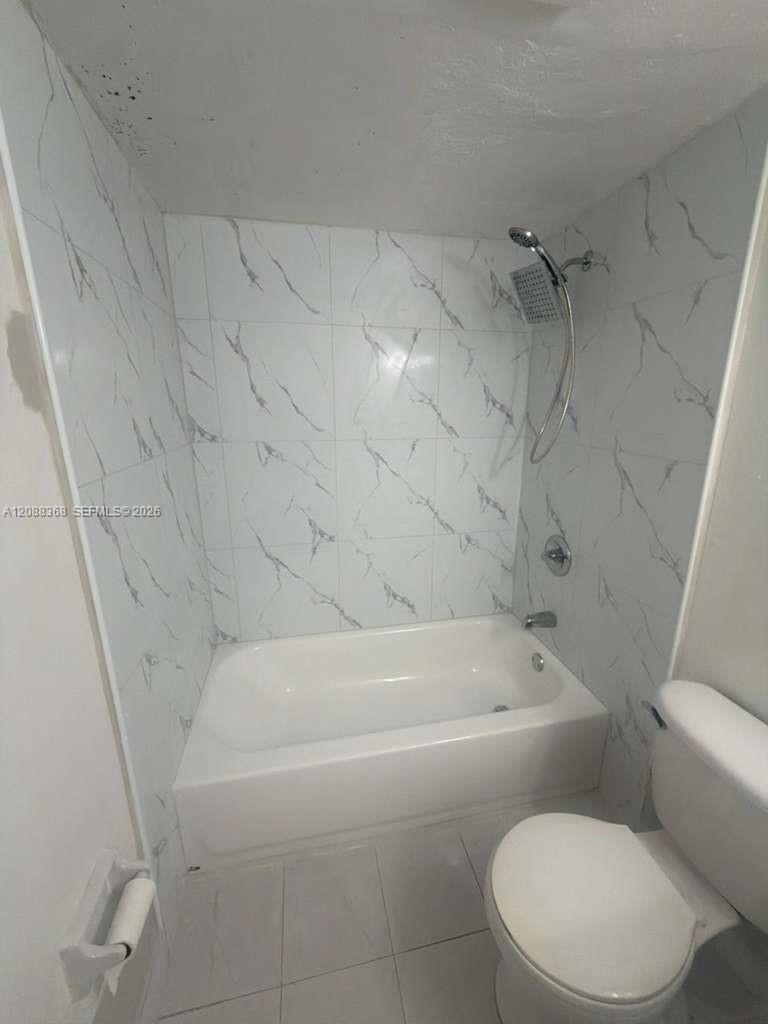 4550 NW 9th Street