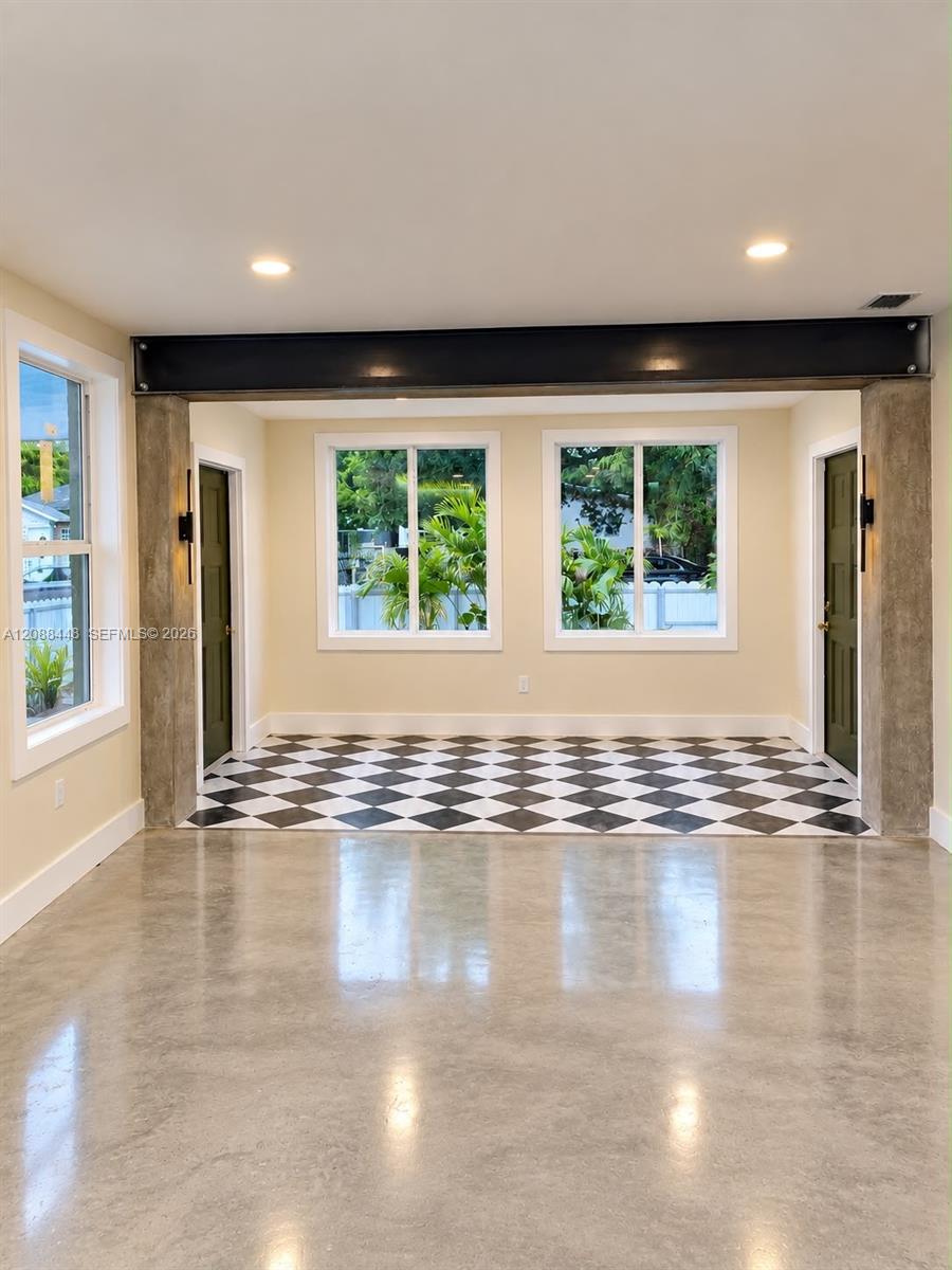1922 NW 47th Terrace