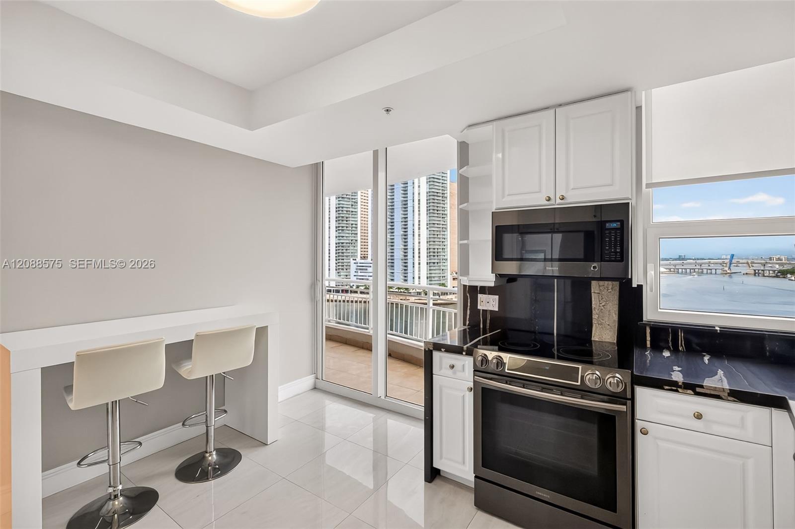 848 Brickell Key Drive gallery image #11