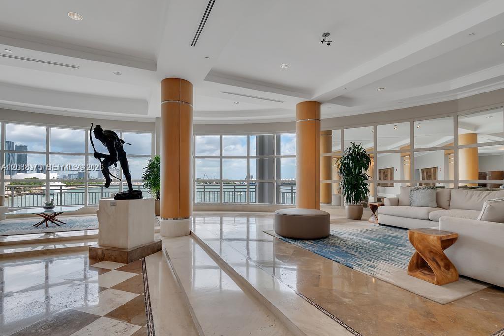 848 Brickell Key Drive gallery image #9