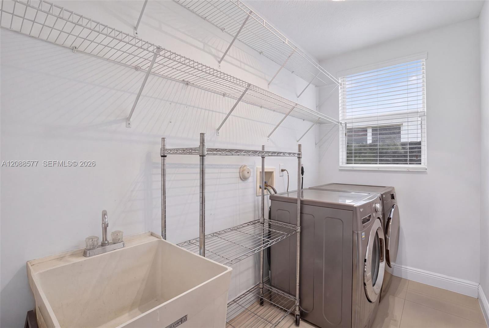 241 NE 33rd Terrace