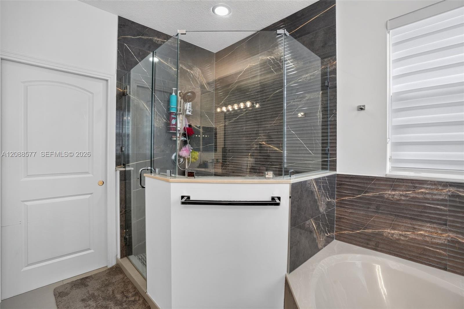 241 NE 33rd Terrace