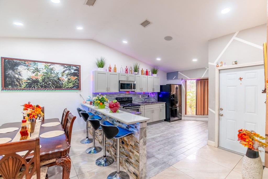 1111 San Remo Circle
